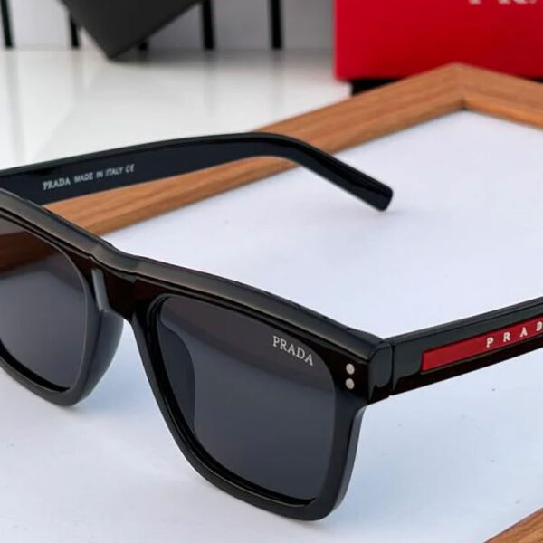 PRADA-XX00-21-2.jpg PRADA-XX00-21-2.jpg